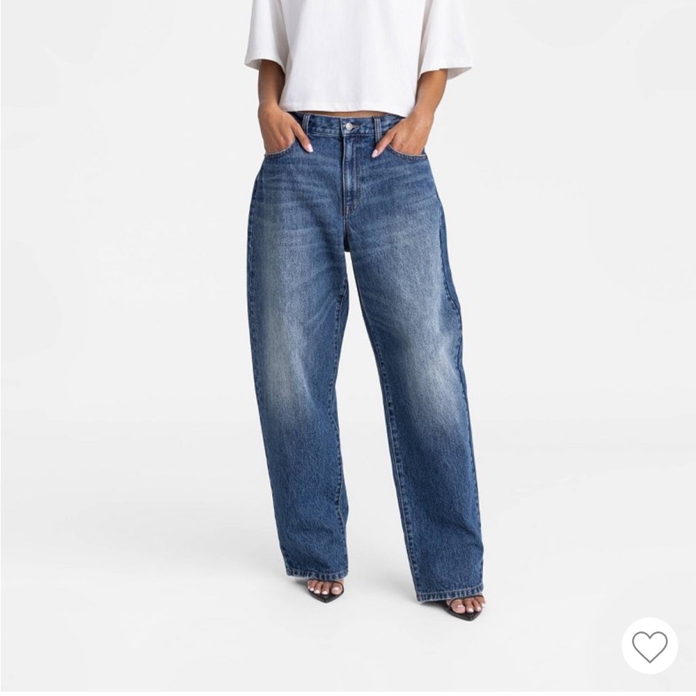 KBB by KAHLANA Women's Mid-Rise
Wide Leg 'The Kahlana Jean' - Dark Wash 2